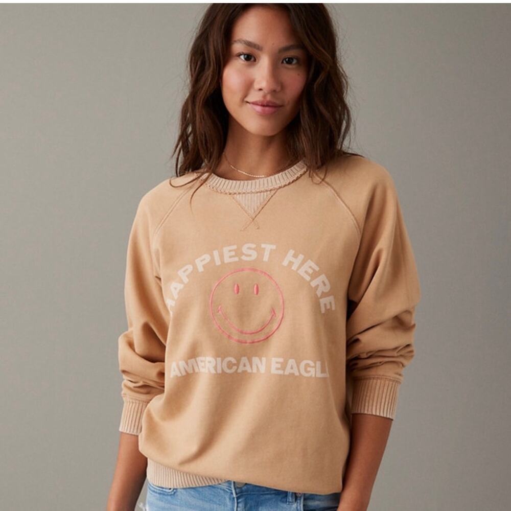 American Eagle x Smileyworld Tan‎ "Happiest Here" Crewneck Broken-in Sweatshirt